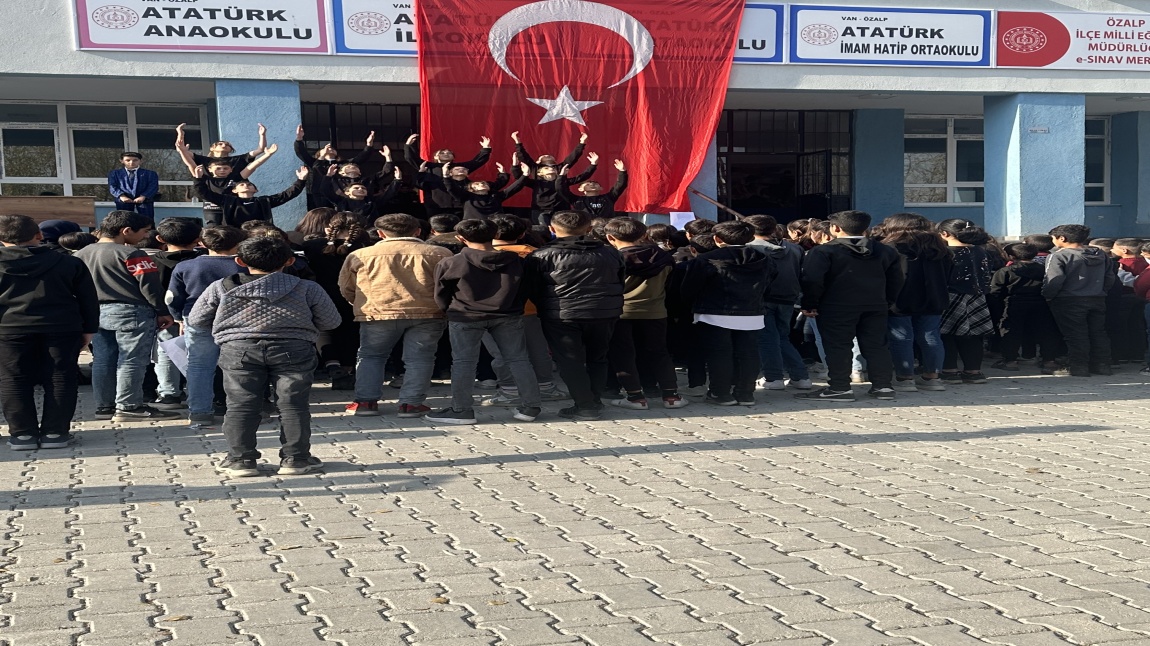 Okulumuzda 10 Kasım Mustafa Kemal ATATÜRK’ü Anma programı düzenlendi.
